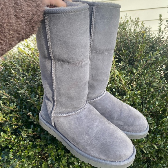 UGG Classic Tall Boot Grey - Picture 4 of 7
